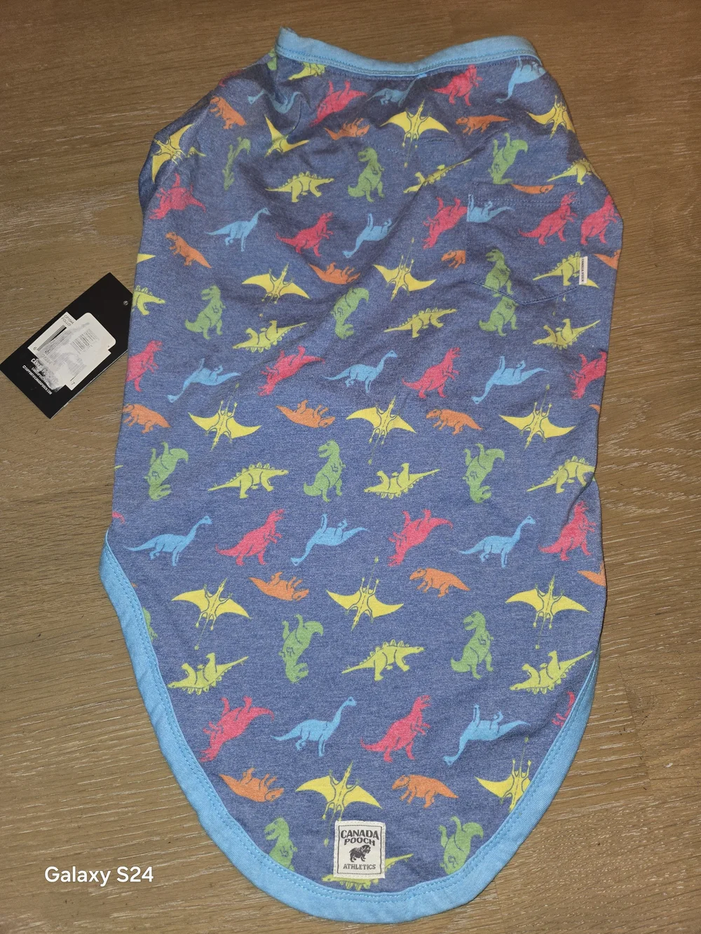 Canada Pooch Follow Me Tee For 47-55 Lb New Dinosaur Print